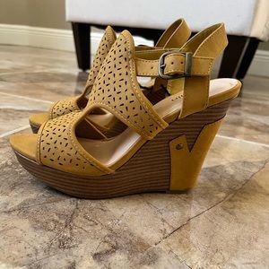 Yellow wedge heels